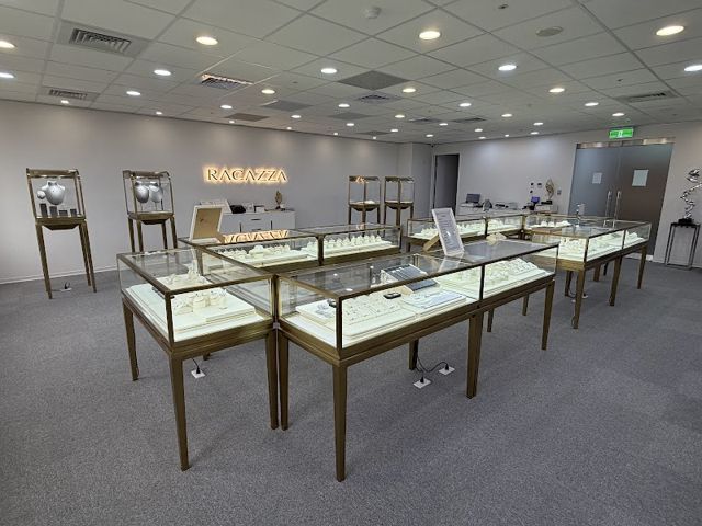 RAGAZZA DIAMOND 女君鑽石 (台北分行)