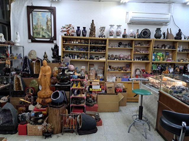 照片: 吳雅玲 via Google 龍成拍賣場