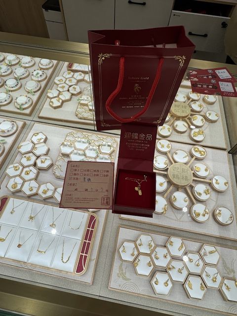 迎鶴金品 INHERE GOLD 貴金屬高價回收店 節日送禮品 輕質感金飾 原創串珠手鍊