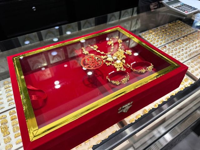 金寶山珠寶銀樓