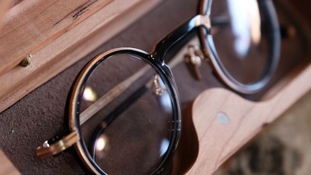 成昌鐘錶眼鏡行-睦森驗光所