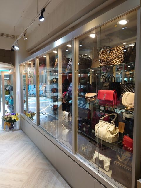 流行工廠名牌二手精品店